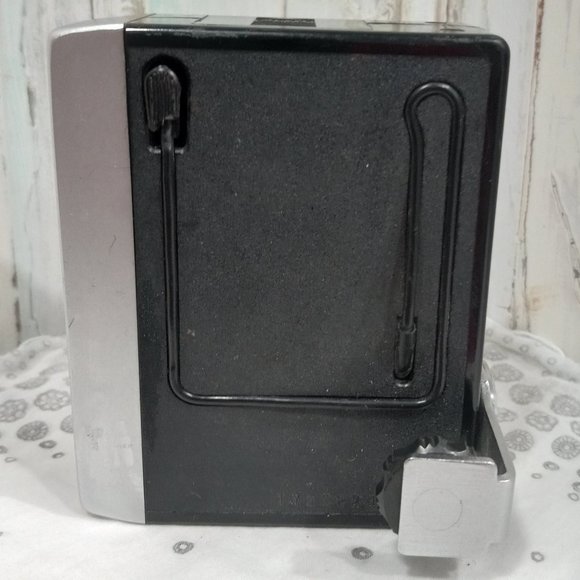 Kako 828 Electronic Flash w/ Built-in Cord - Picture 3 of 11